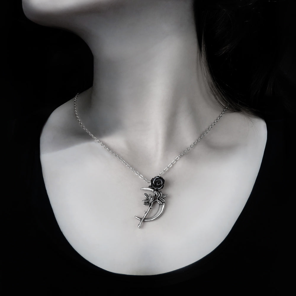 New Romance Pendant by Alchemy Gothic