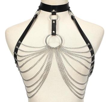 Harnesses – The Dark Side of Fashion