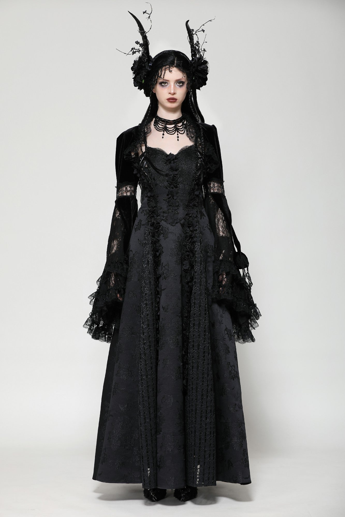 Vivienne Gothic Velvet Lace Bolero Shrug Top by Dark In Love